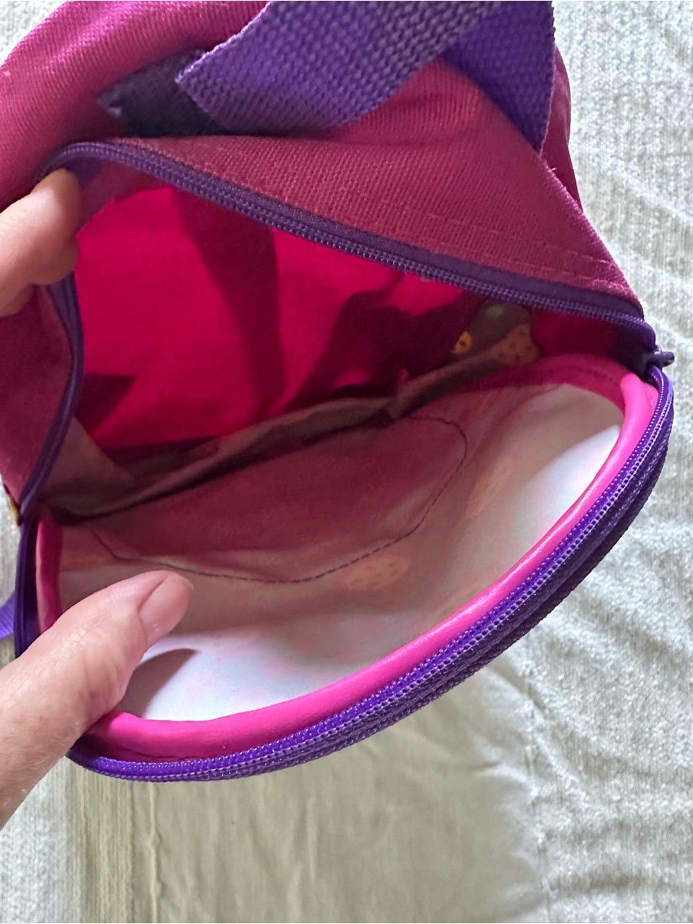 Vintage Disney Purple Winnie the Pooh Kids Backpack with Pink Front Pocket - Picture 4 of 10